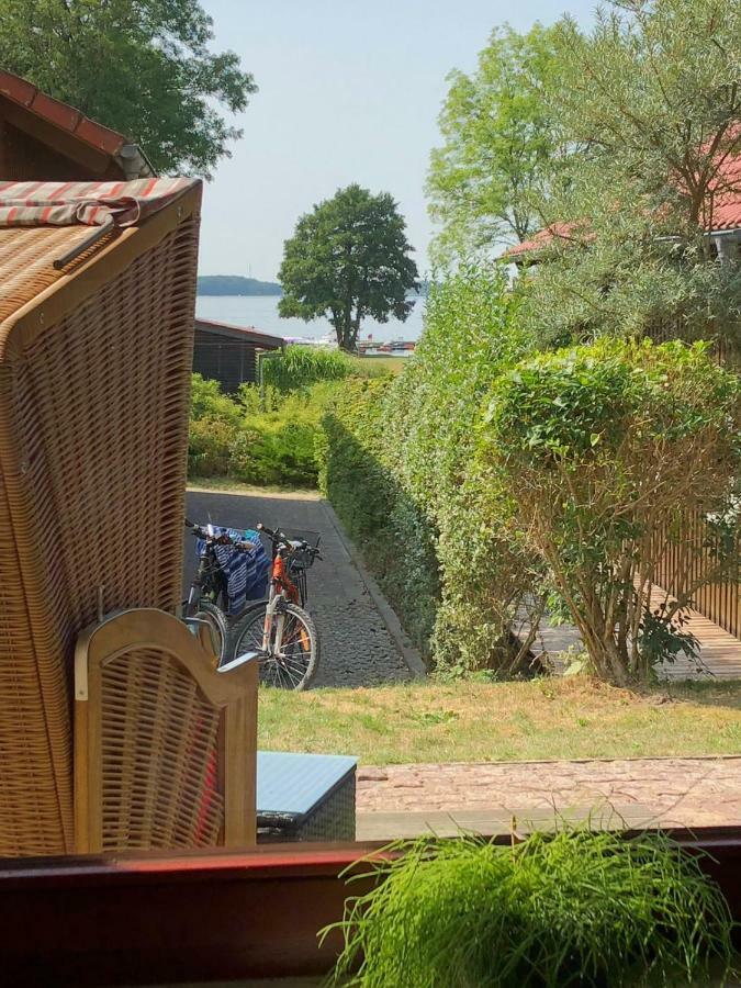Waldchaussee 5 *